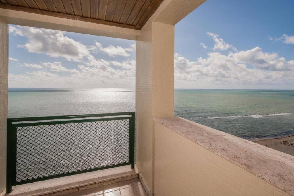 Martins Flat No Costa Mar *