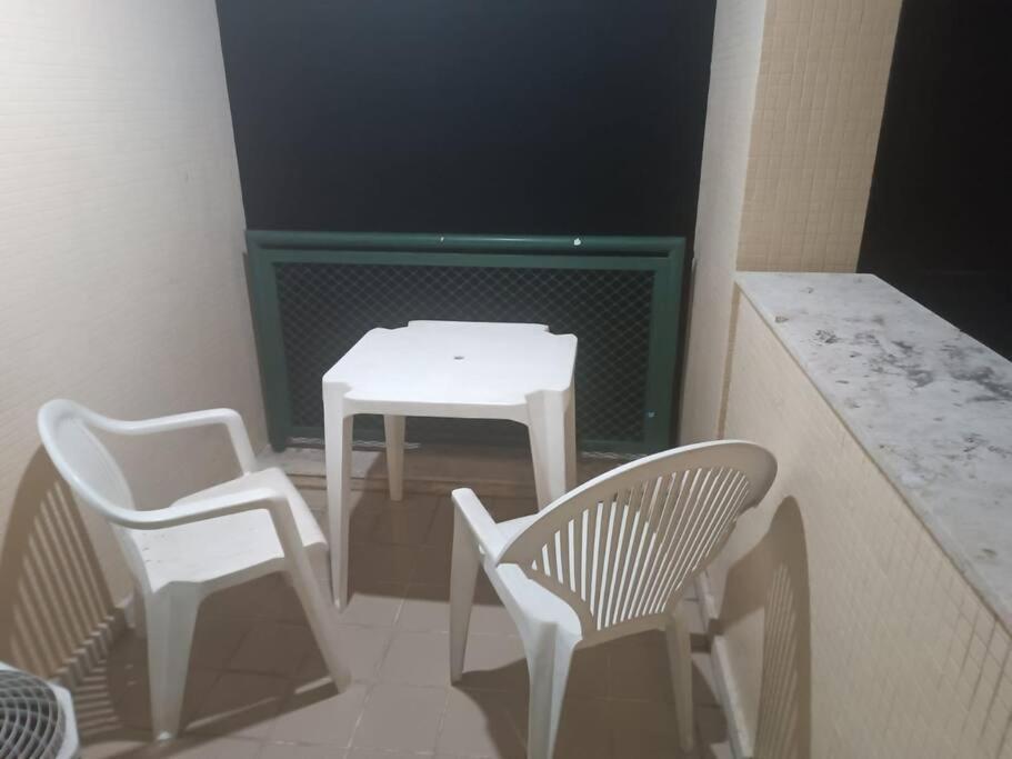 Martins Flat No Costa Mar